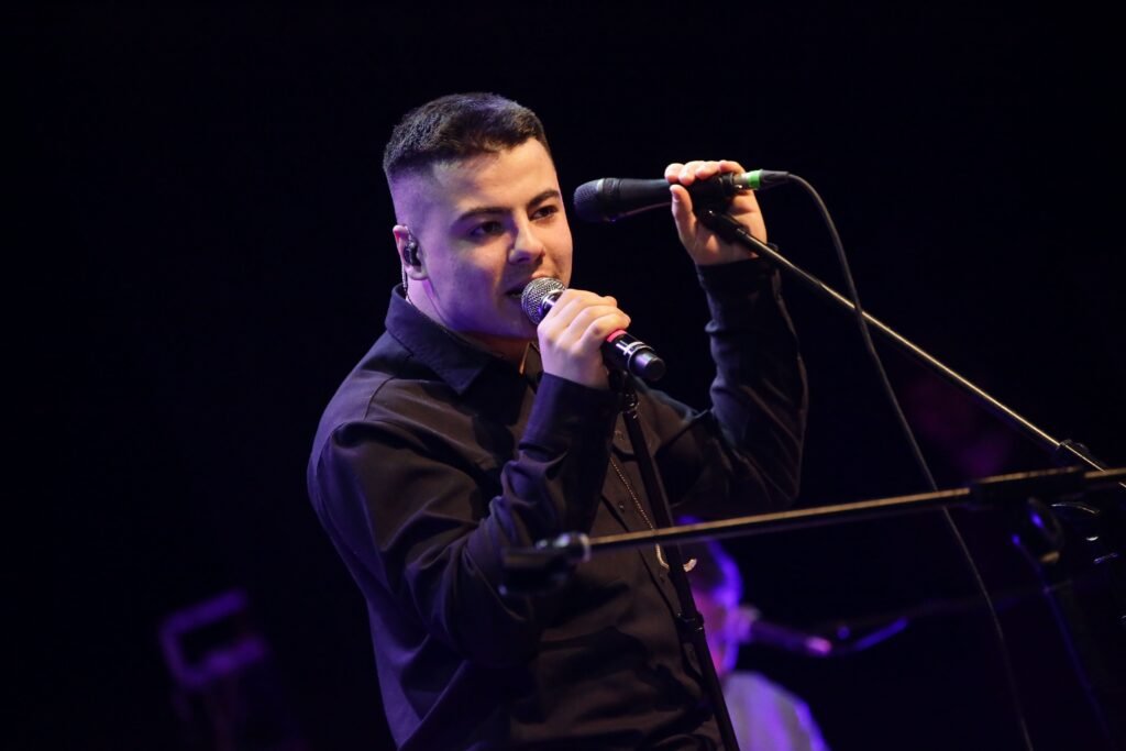 шумей пісні